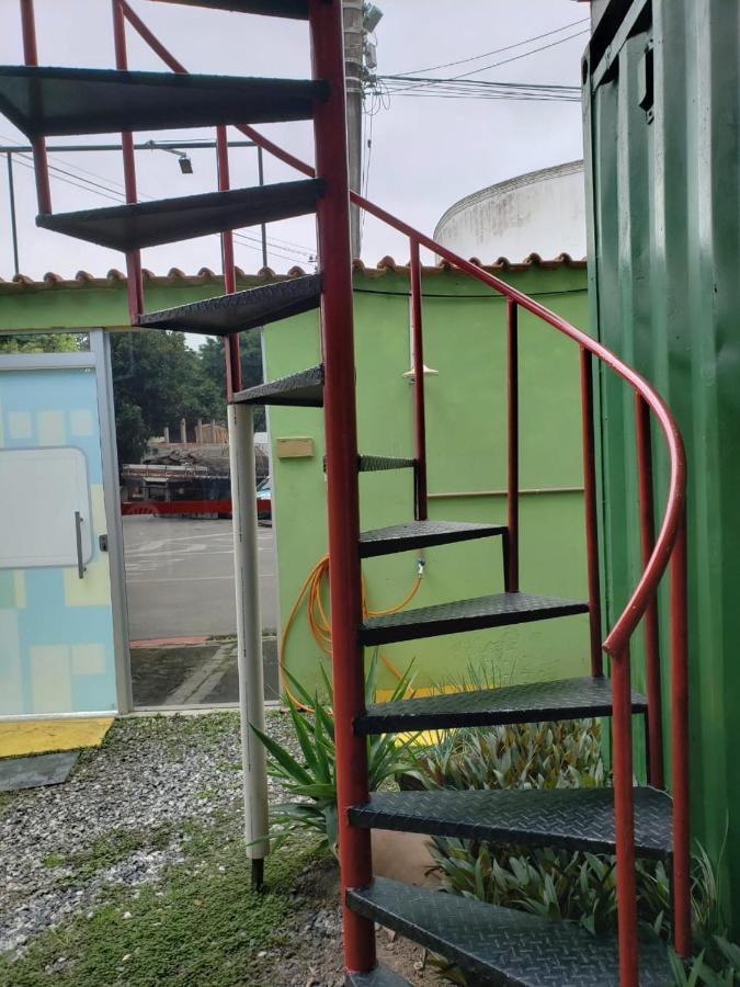 Container Inn Paraty