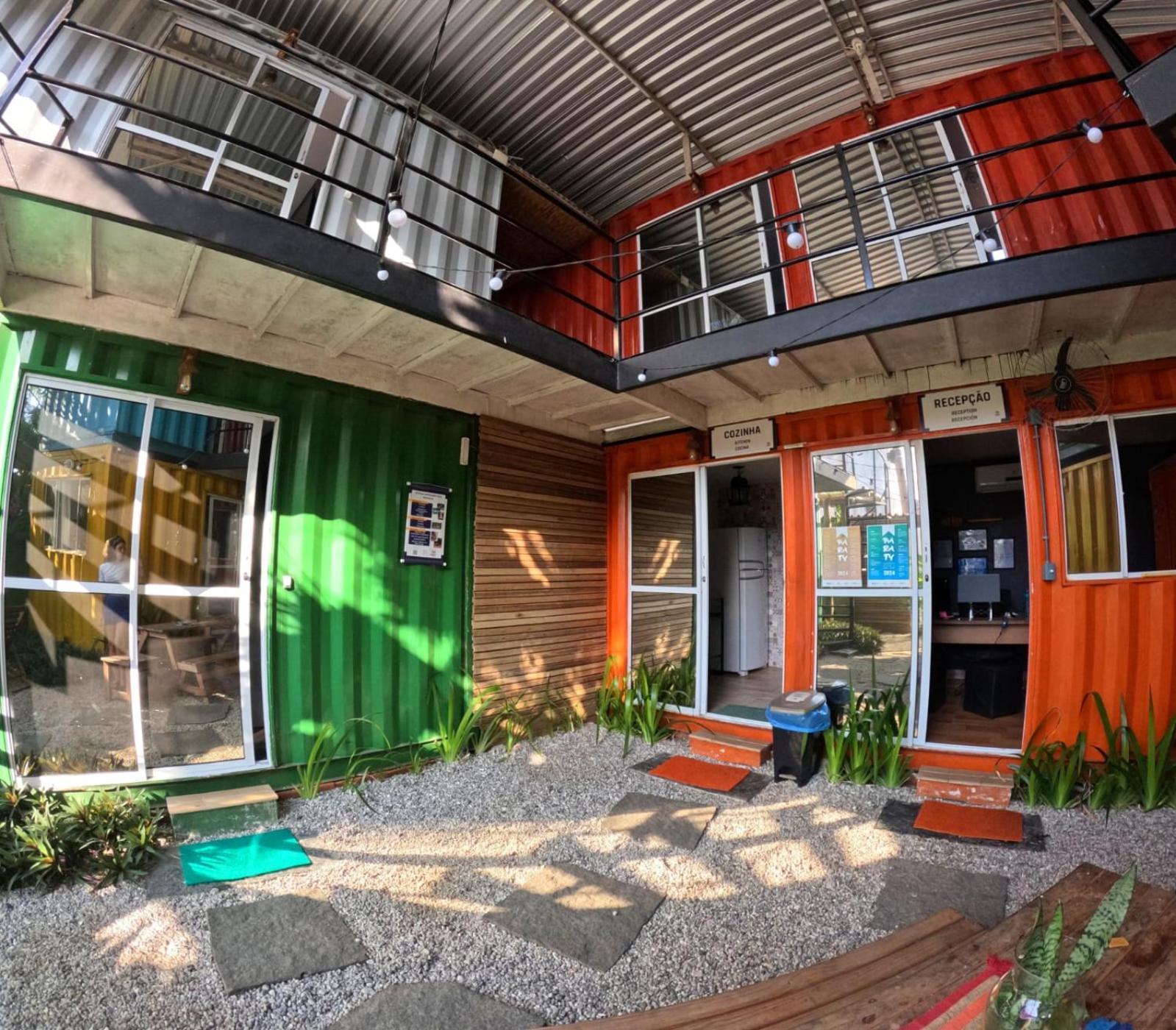 Container Inn