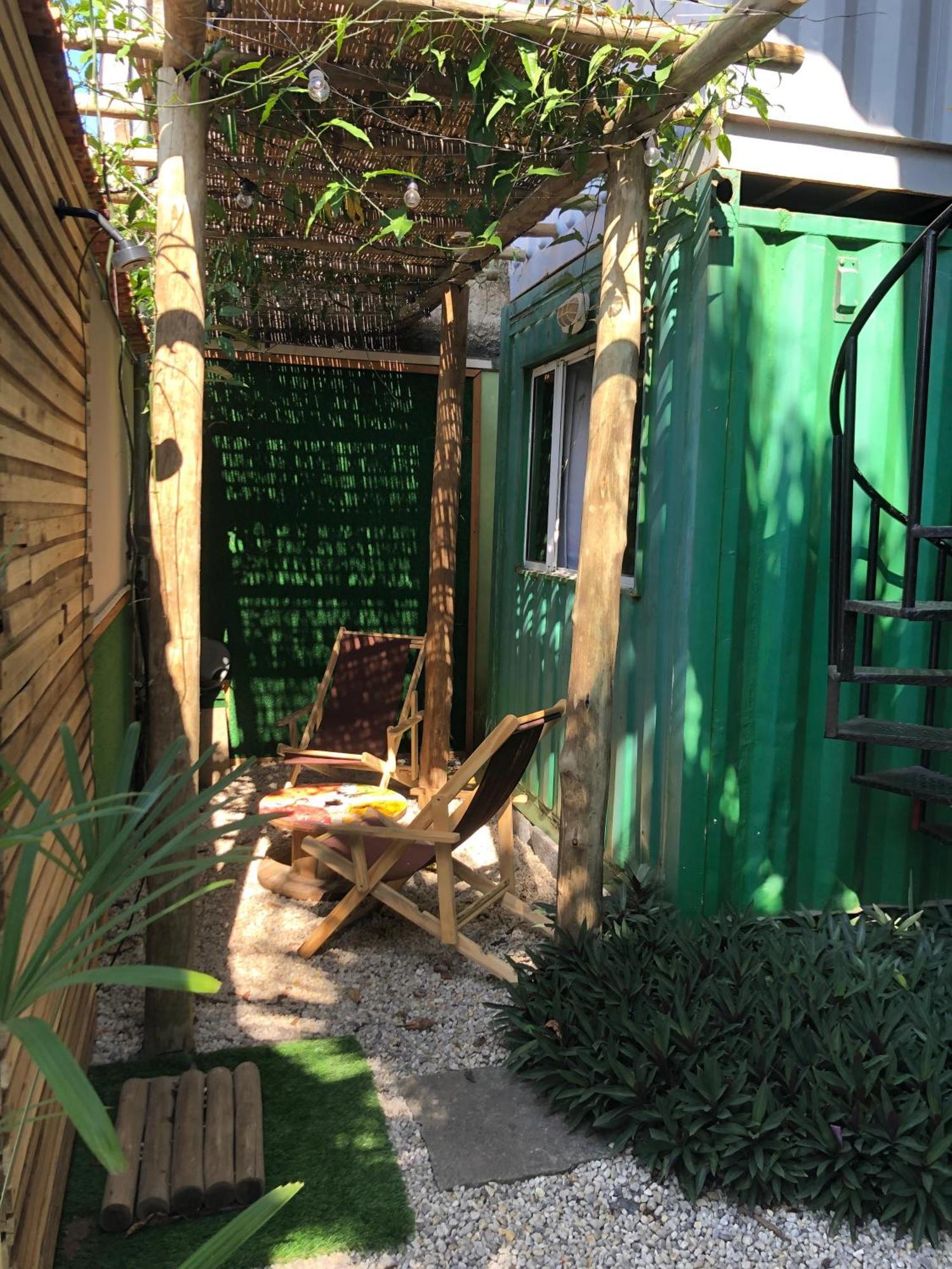 Container * Paraty