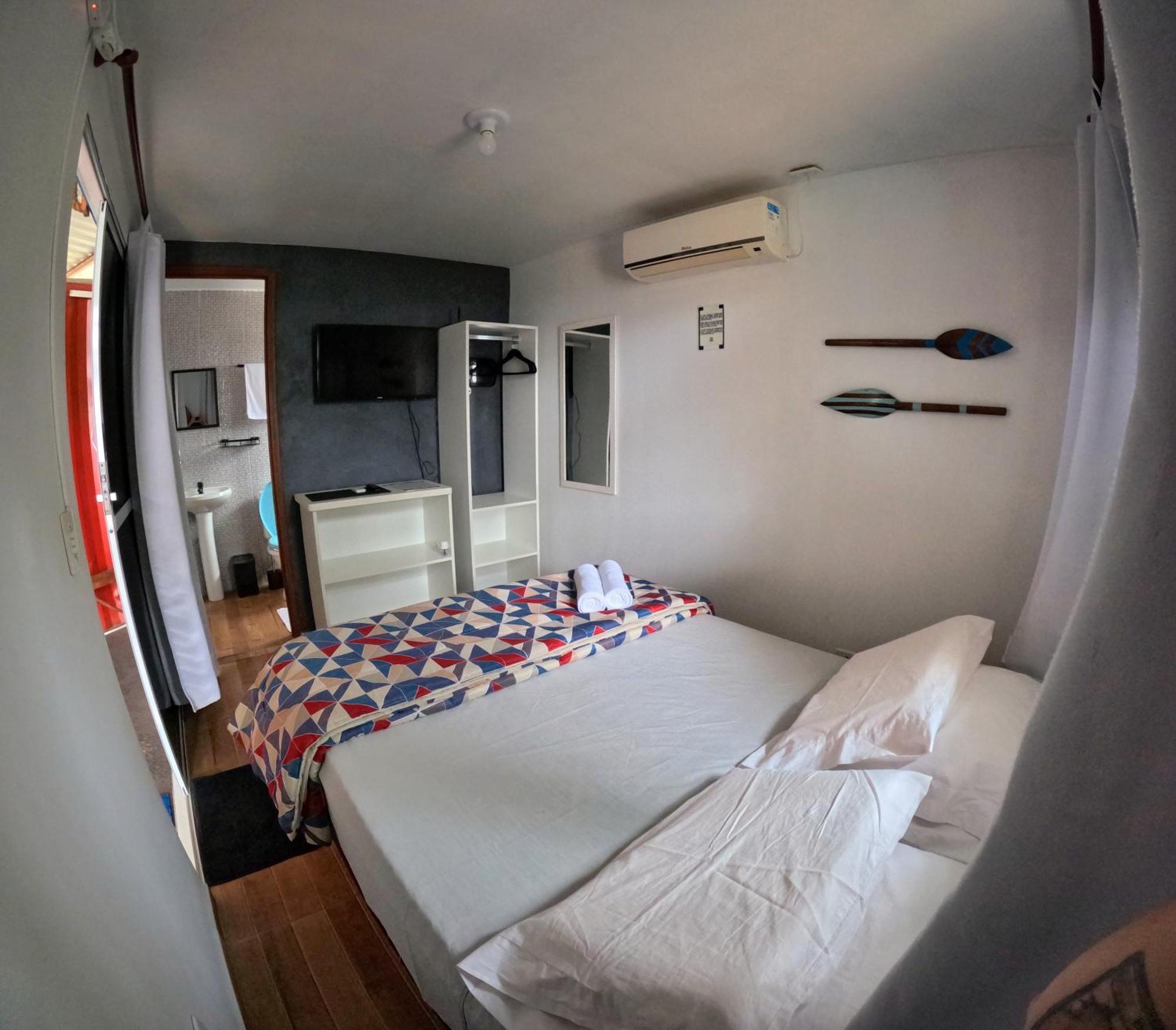 Inn Container