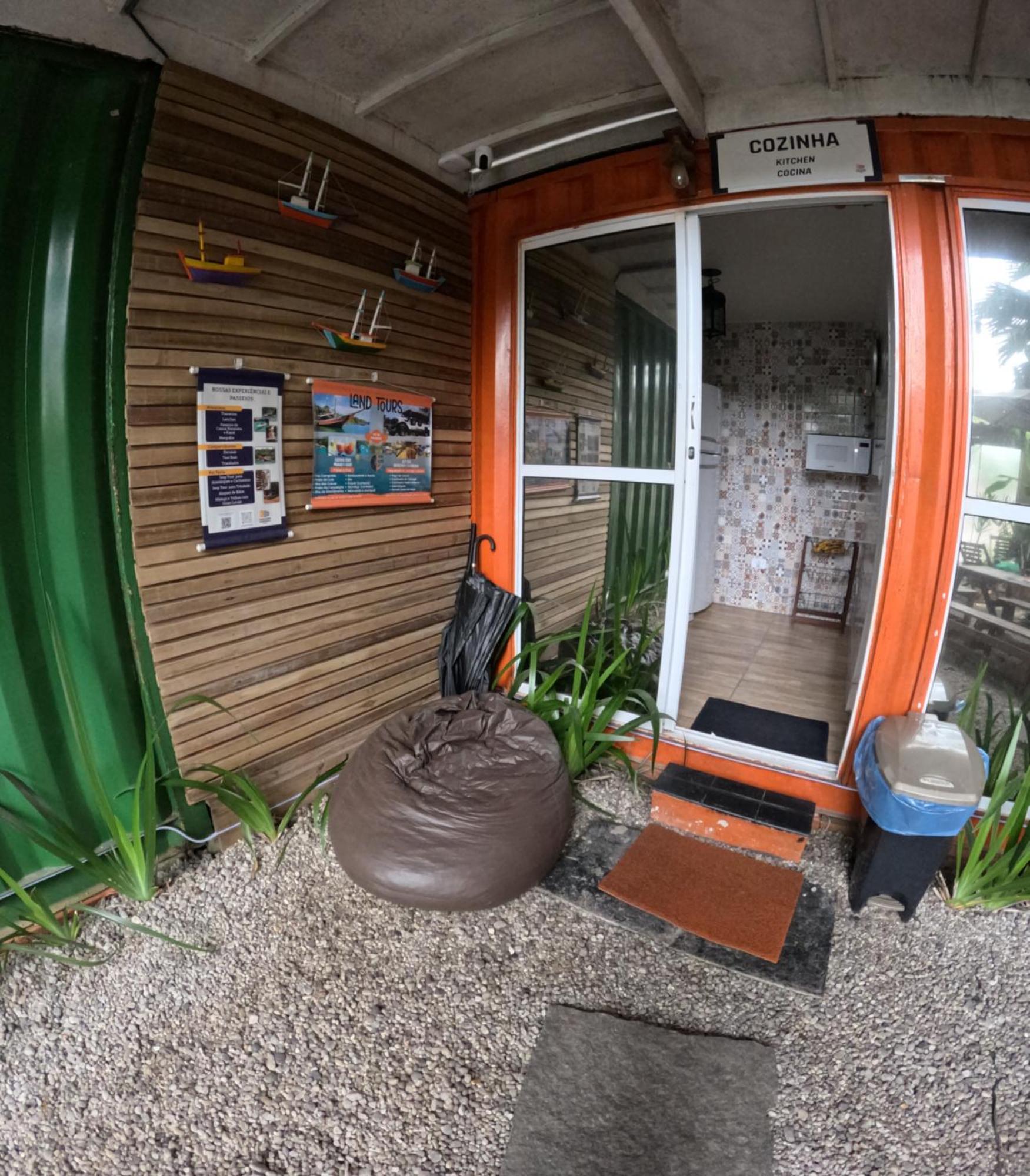 Container Inn Paraty